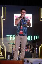 Varun Dhawan promote Badlapur at National college festival on 13th Feb 2015